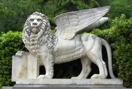 Лев